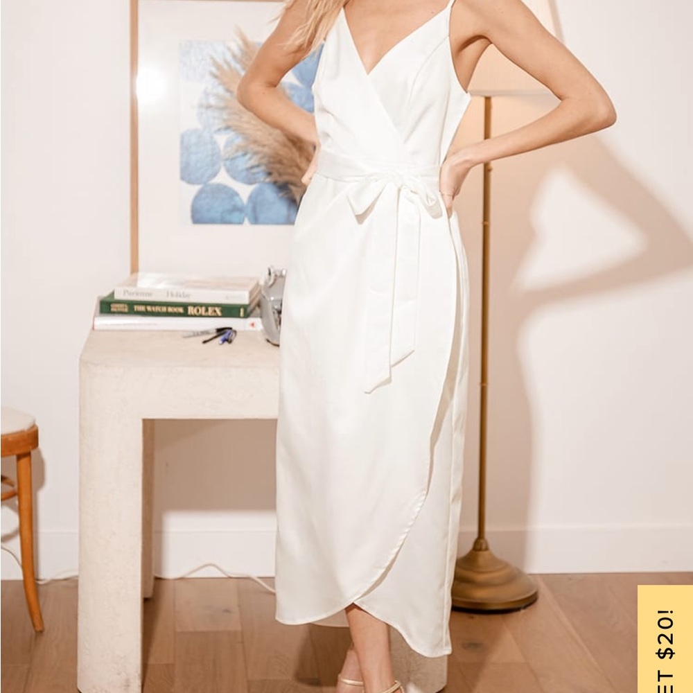 Lulu’s Joice White Satin Midi dress